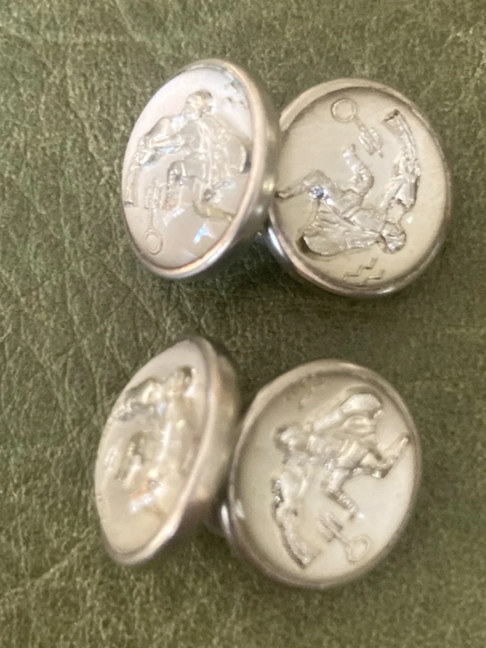 Vintage Aquarius Essex Glass Cufflinks Silver Tone Chain Back Zodiac